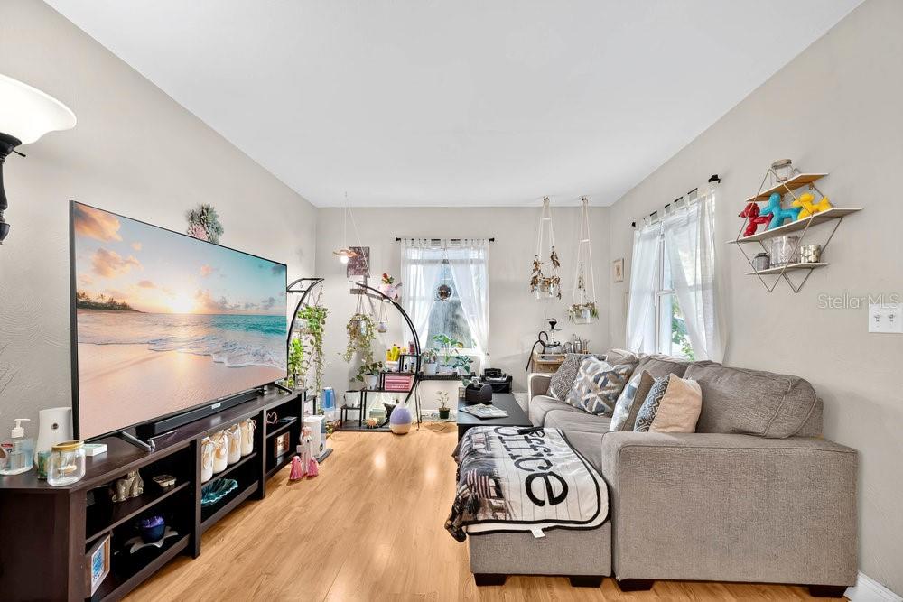Image 4 of 27 For 1120 29th Street Nw