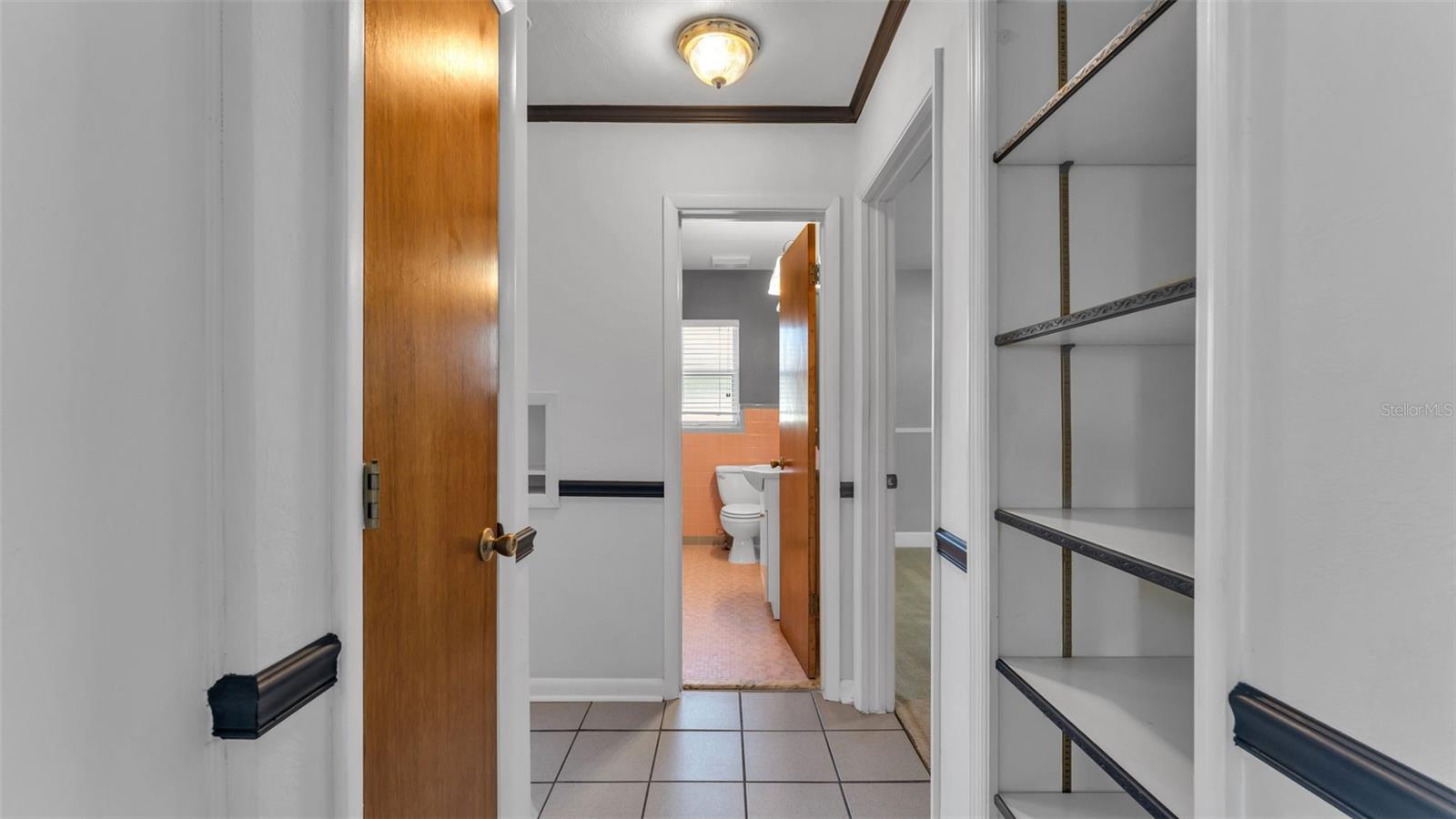 Image 10 of 40 For 5823 Lake Breeze Avenue