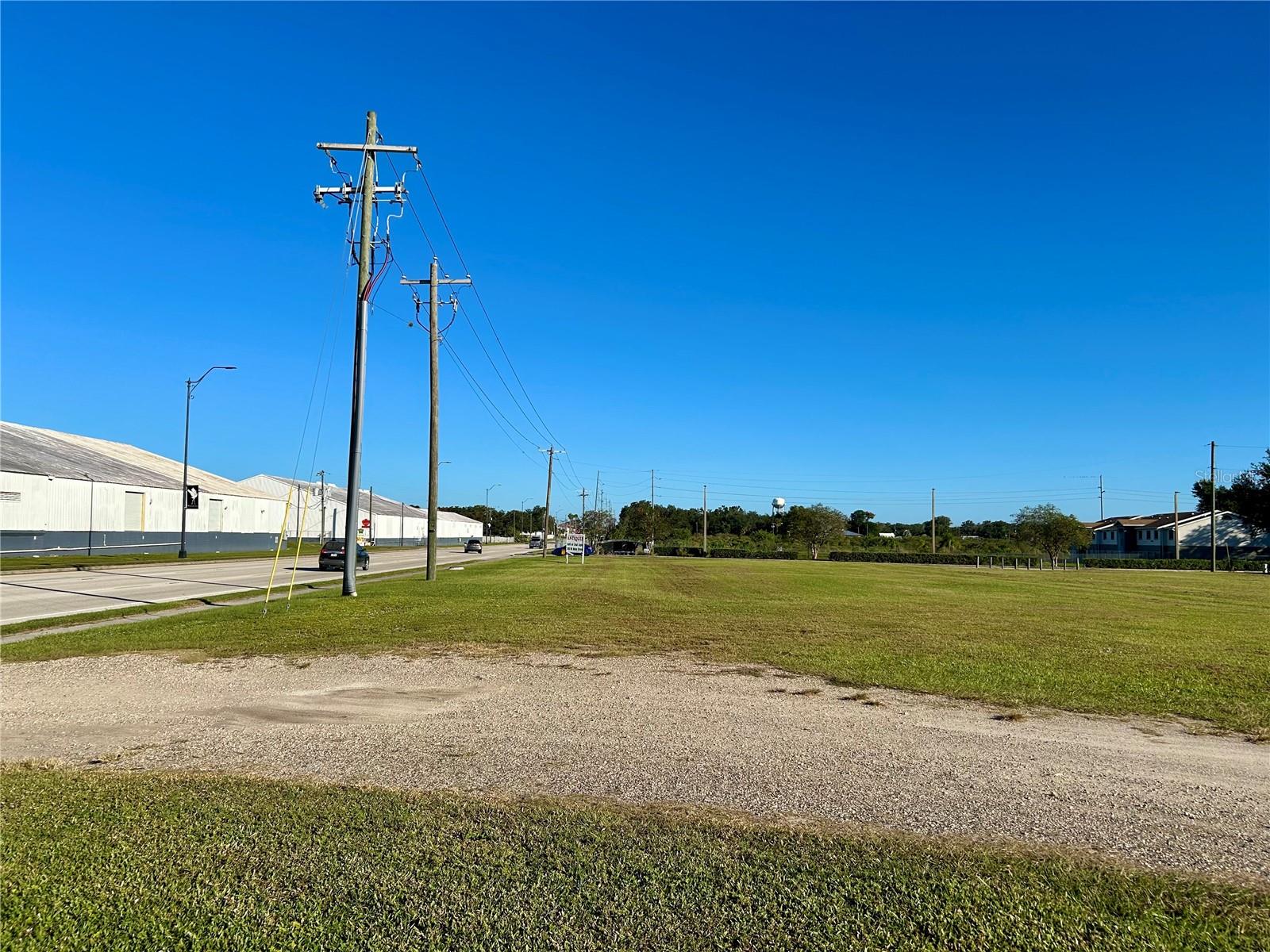 Image 18 of 21 For 667 5th Avenue