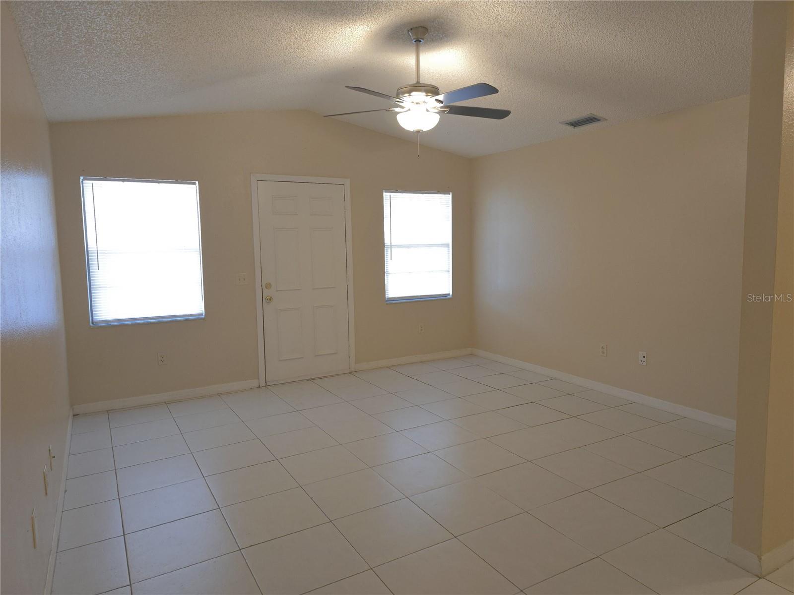 Image 4 of 16 For 968 Sunshine Way Sw
