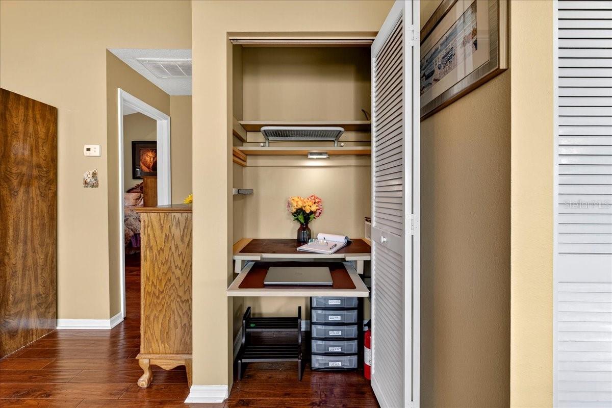 Image 10 of 71 For 6381 Egret Drive 25