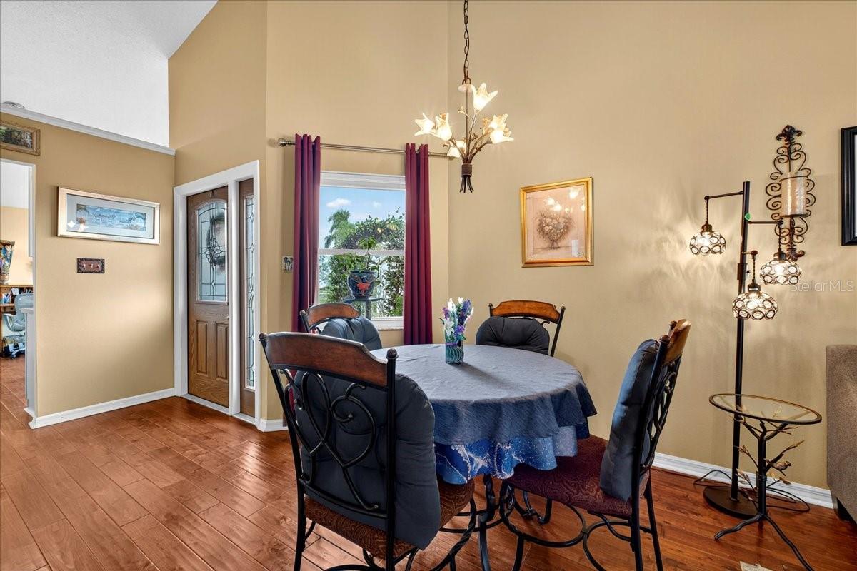 Image 9 of 71 For 6381 Egret Drive 25