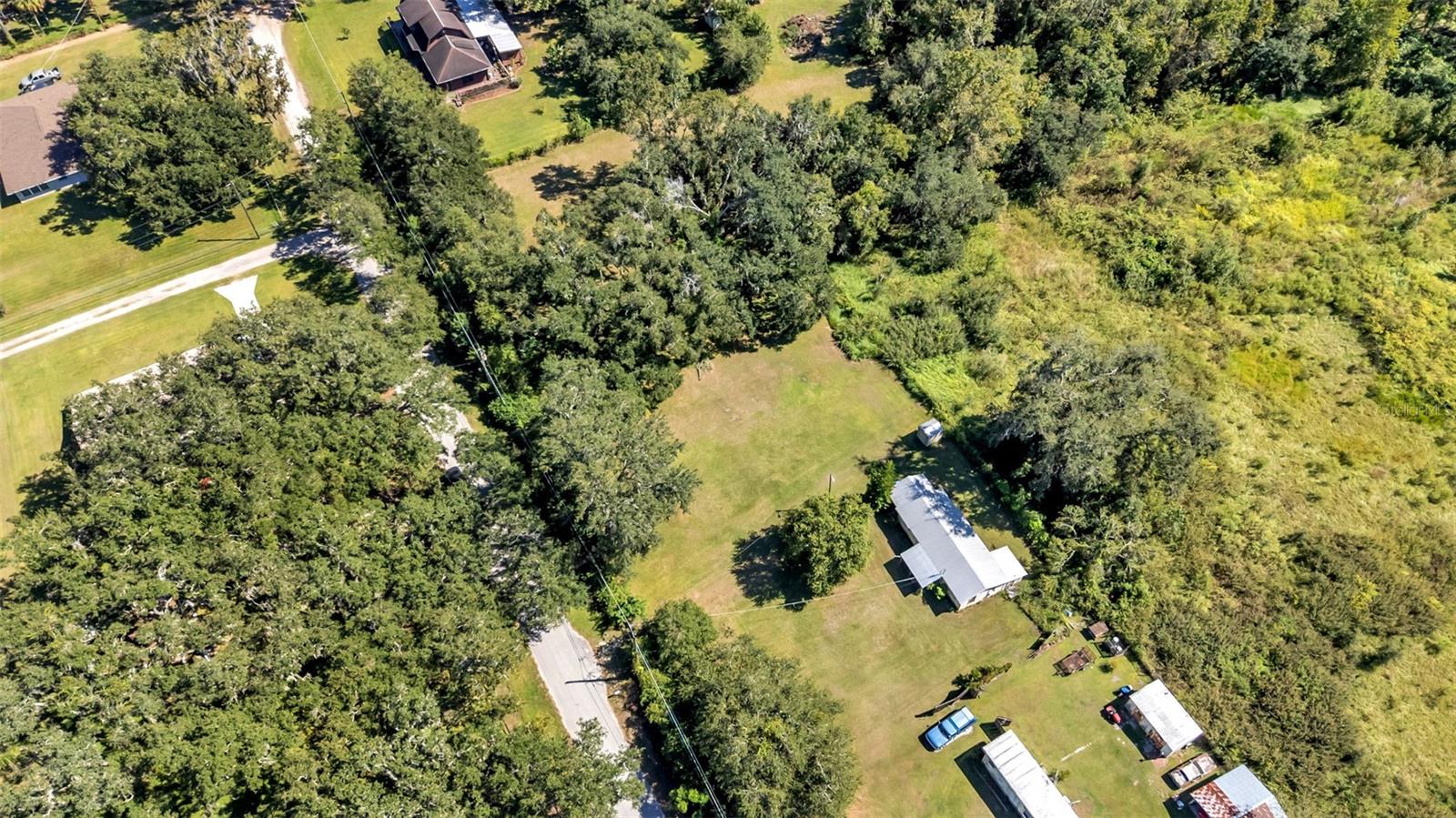 Listing photo id 10 for 12941 Simpson Road