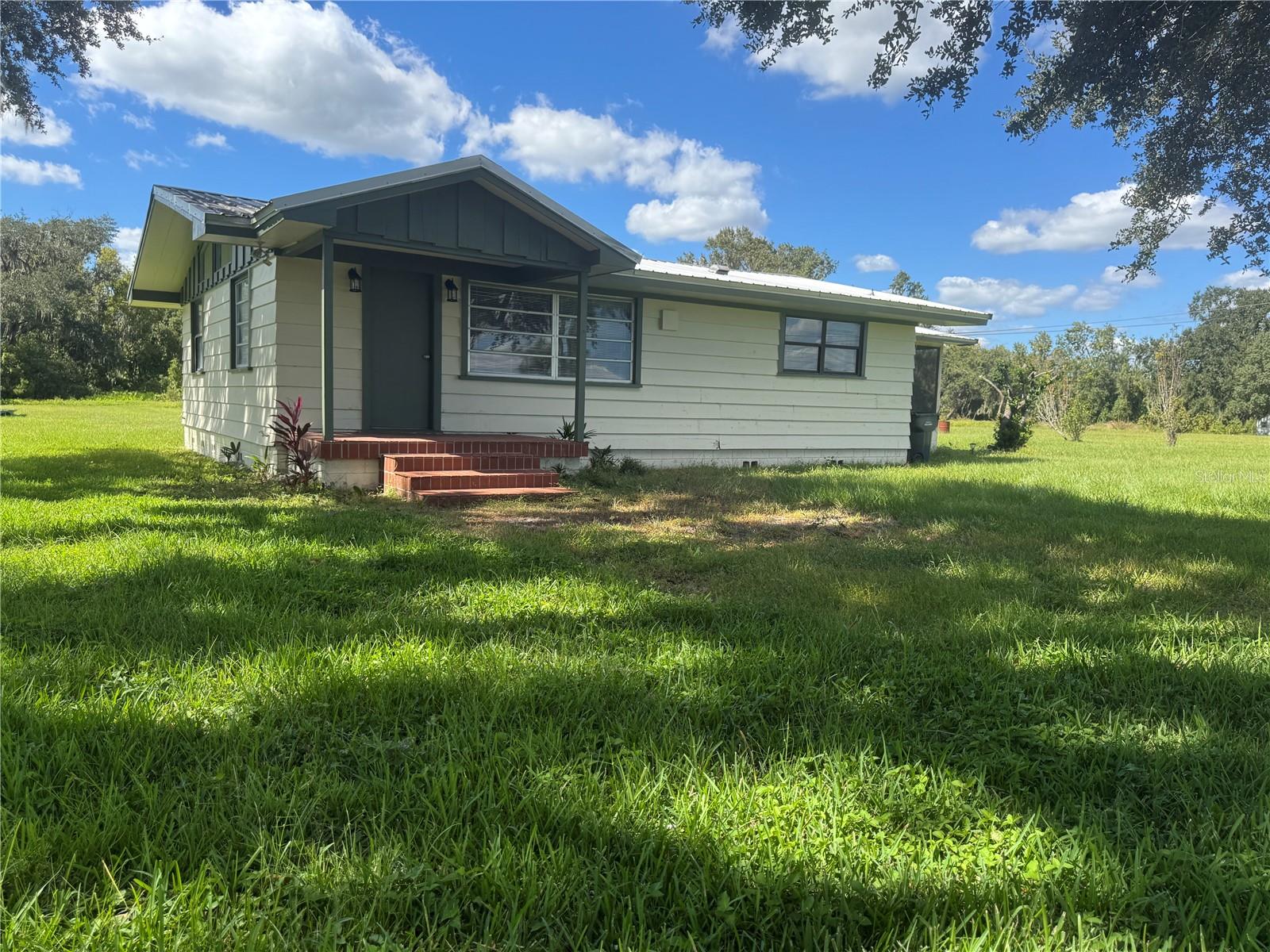 Details for 9118 Kathleen Road, LAKELAND, FL 33810