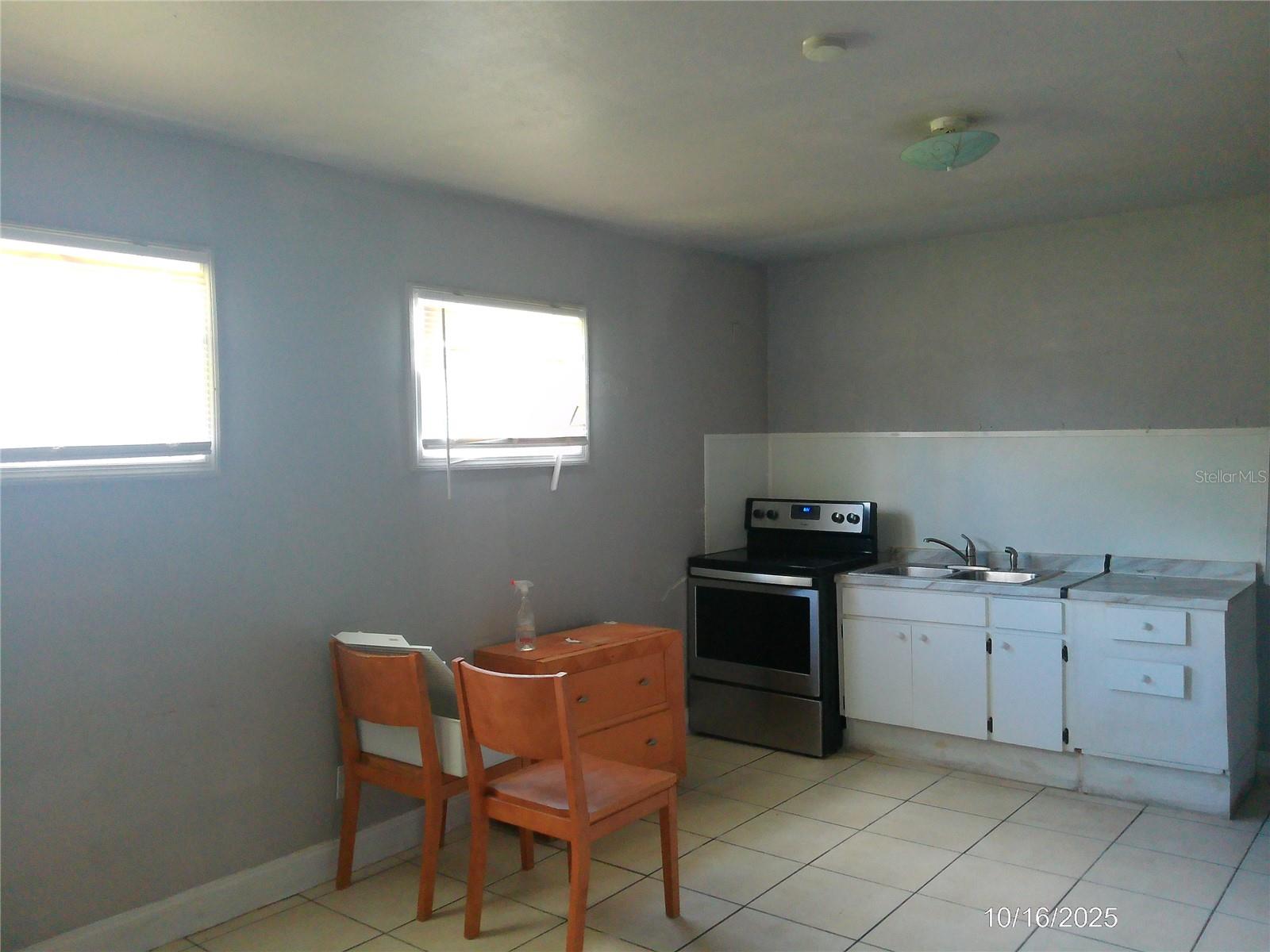 Image 4 of 10 For 2790 Jersey Road B