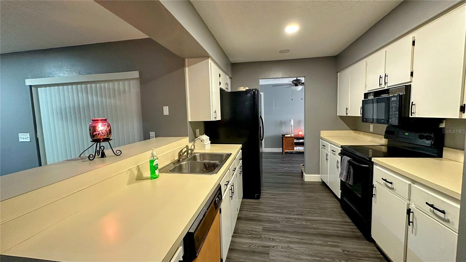 Image 13 of 30 For 5120 Forestgreen Drive W