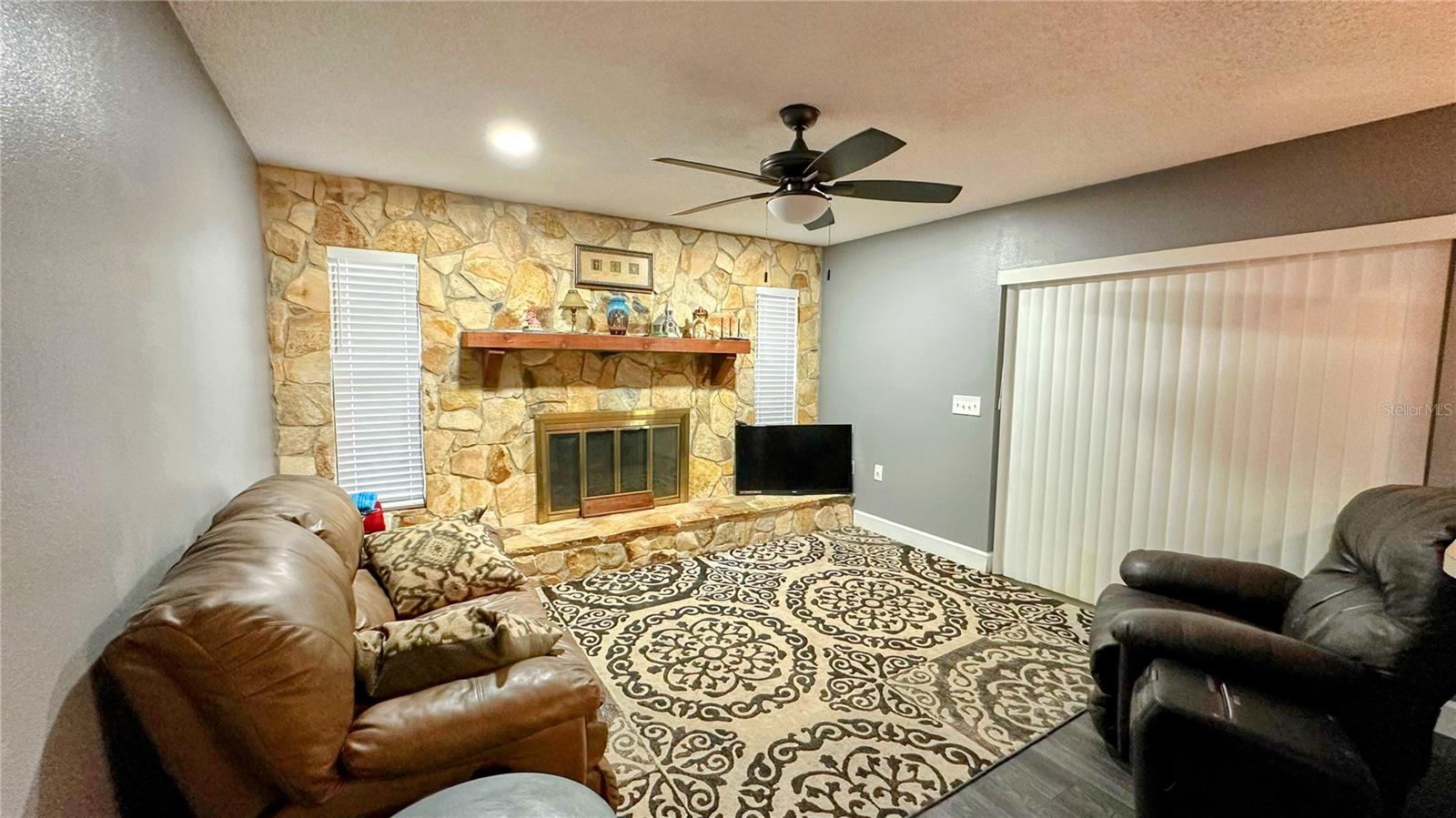 Image 14 of 30 For 5120 Forestgreen Drive W