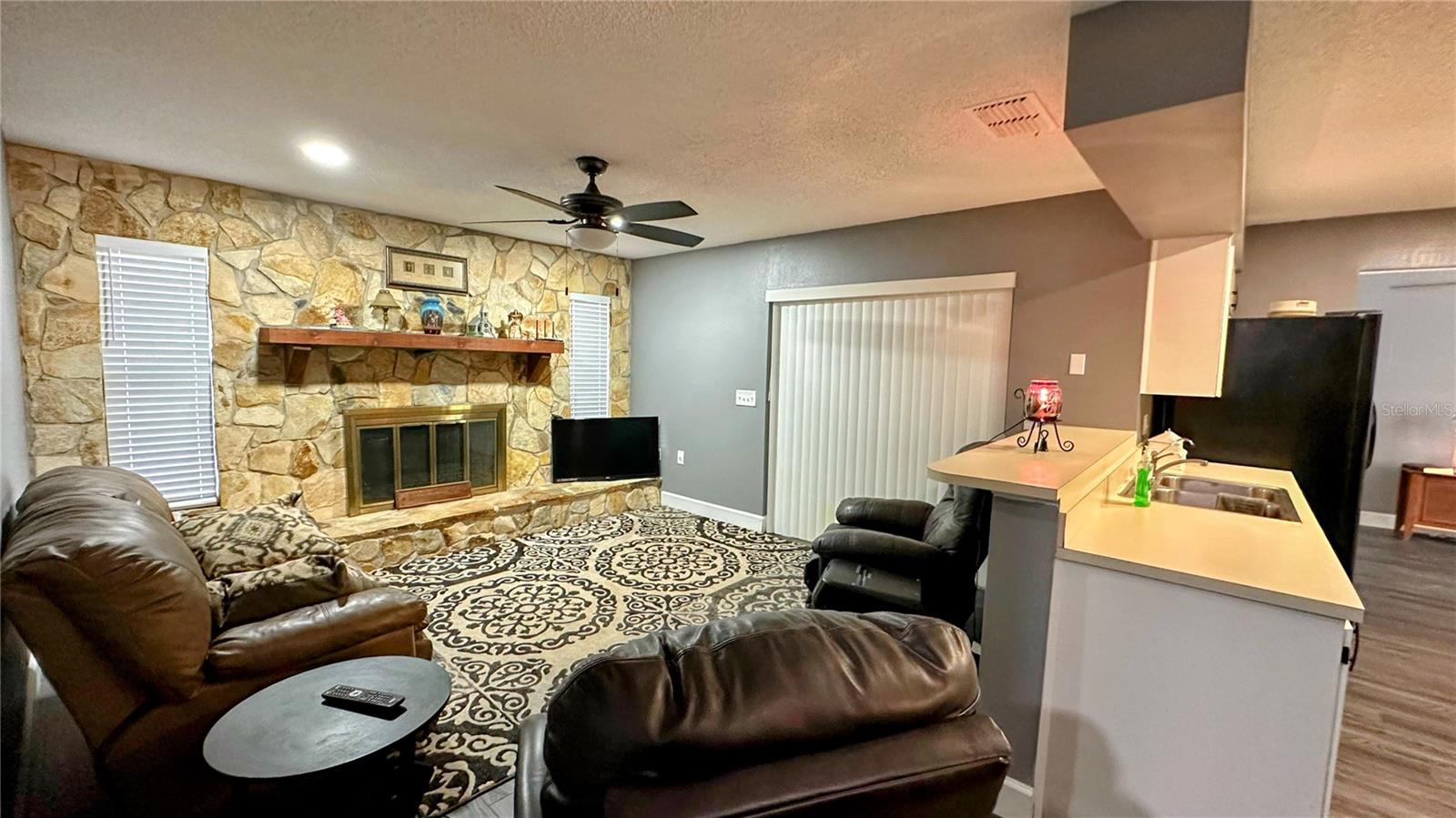 Image 15 of 30 For 5120 Forestgreen Drive W