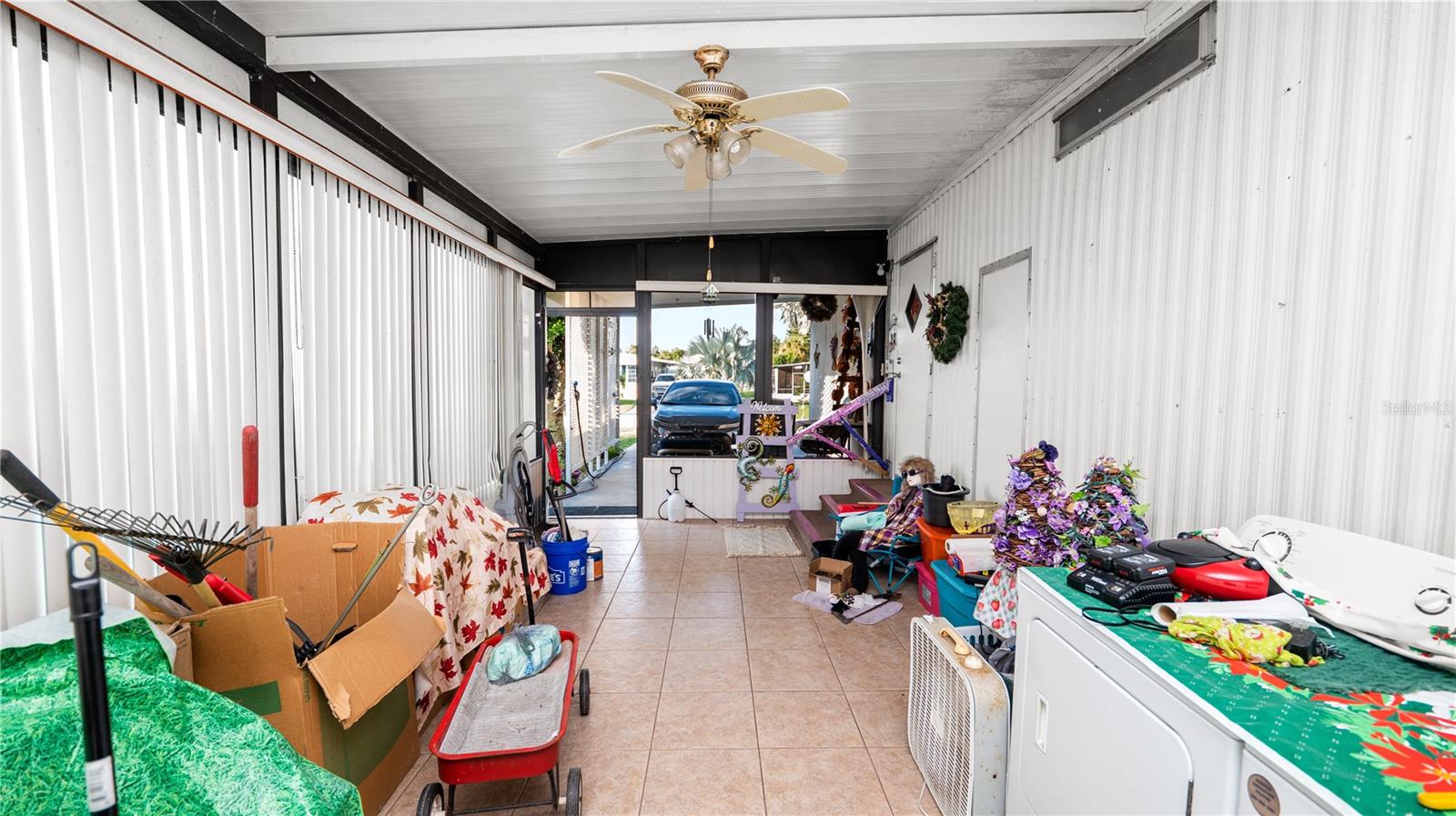 Image 24 of 43 For 1737 Robin Avenue