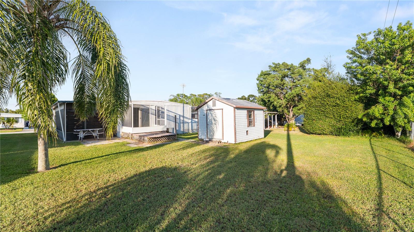 Image 31 of 43 For 1737 Robin Avenue