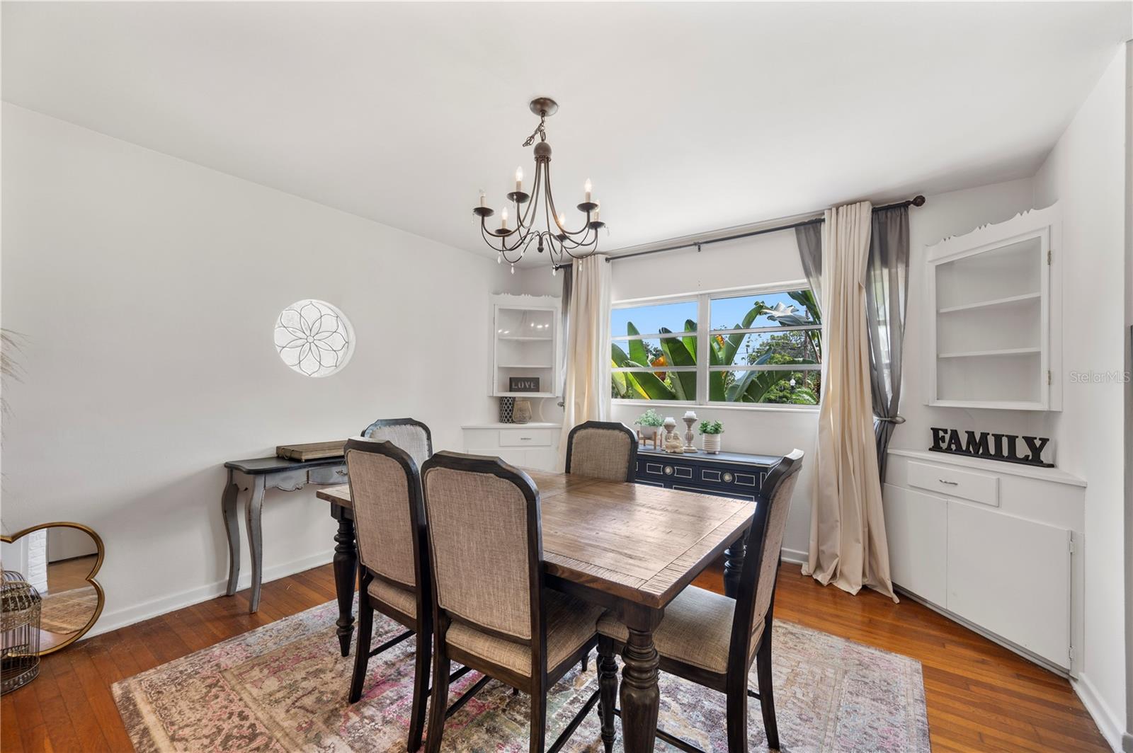 Image 12 of 49 For 620 Park Street