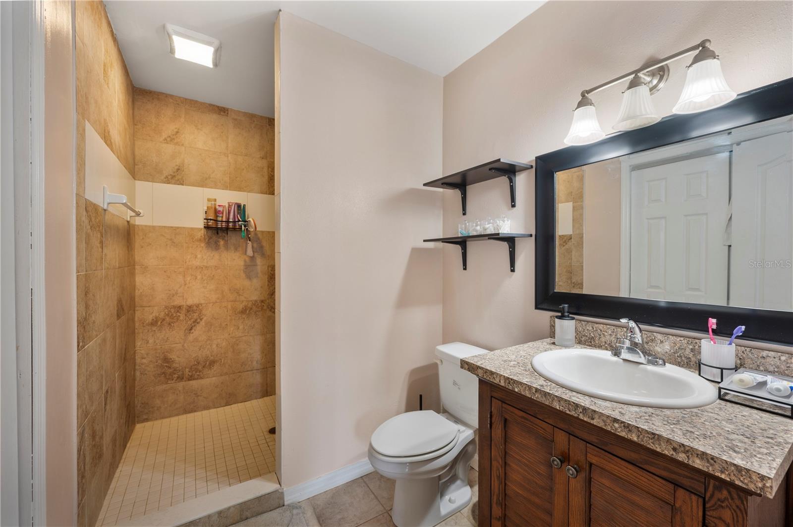 Image 19 of 49 For 620 Park Street