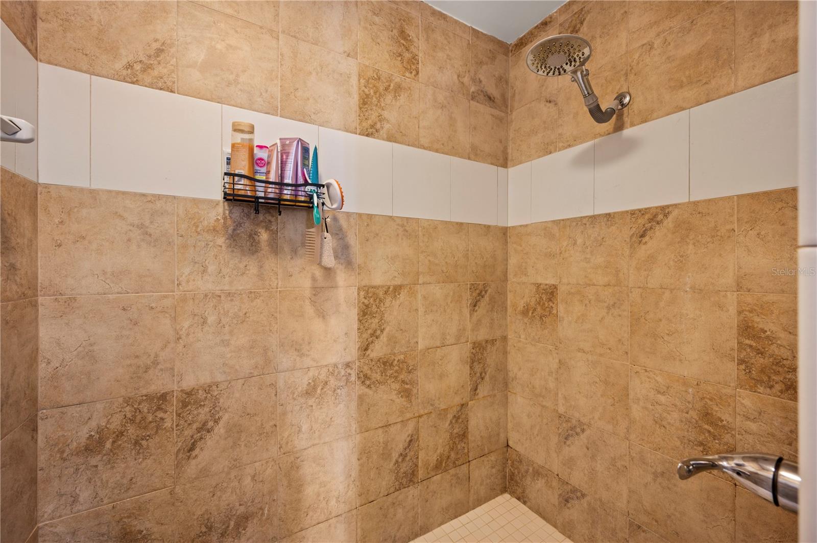 Image 20 of 49 For 620 Park Street