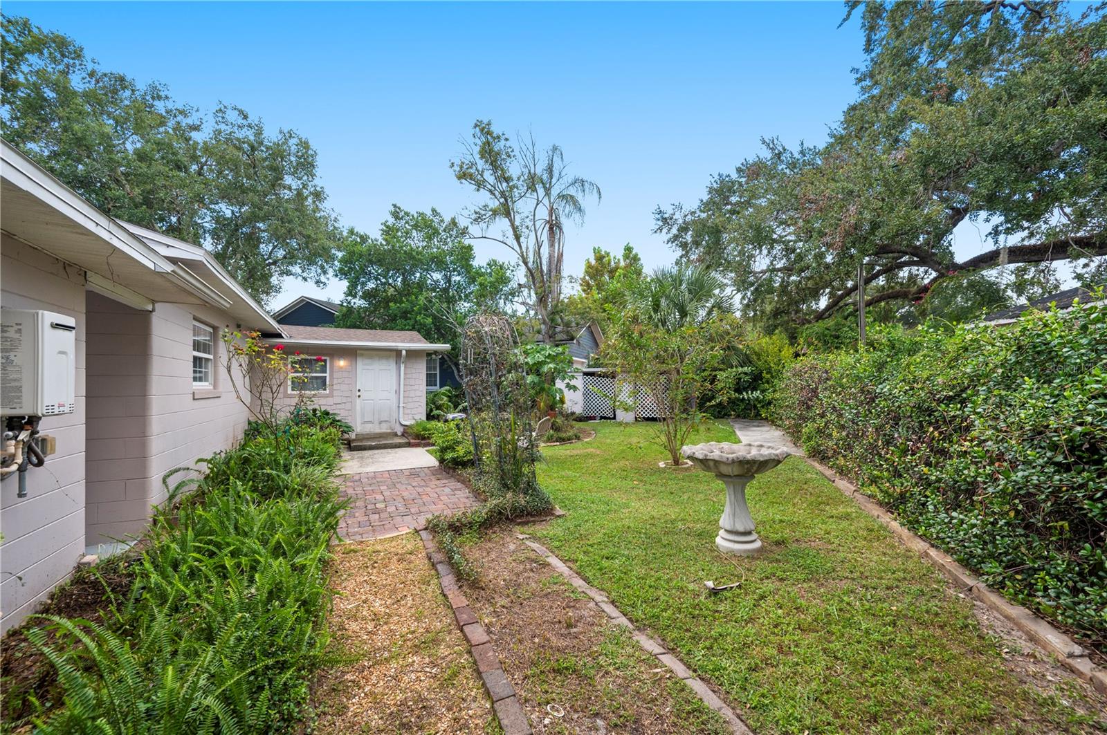 Image 30 of 49 For 620 Park Street