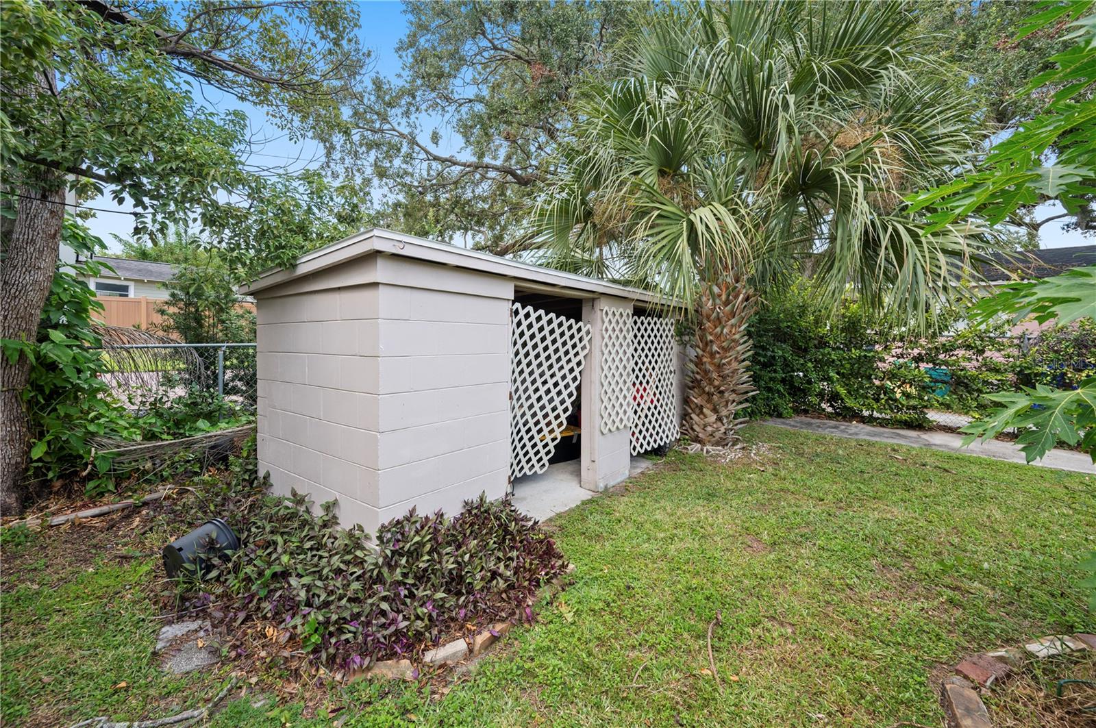 Image 35 of 49 For 620 Park Street