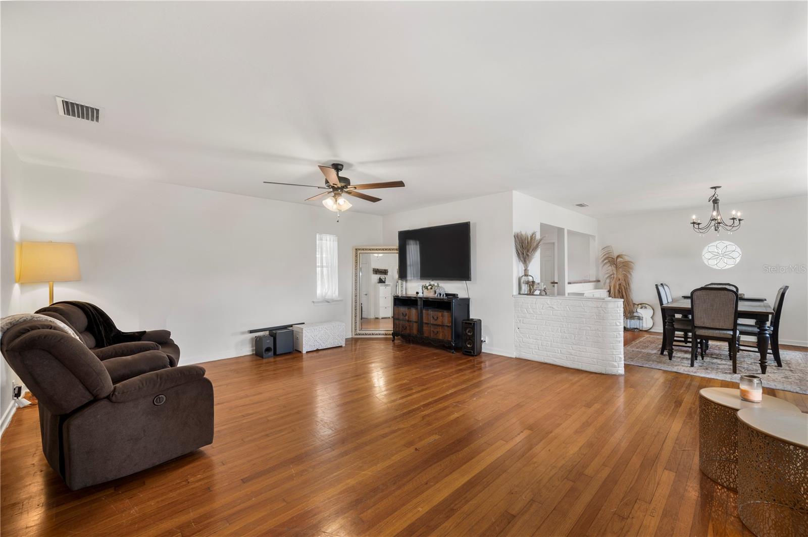 Image 8 of 49 For 620 Park Street