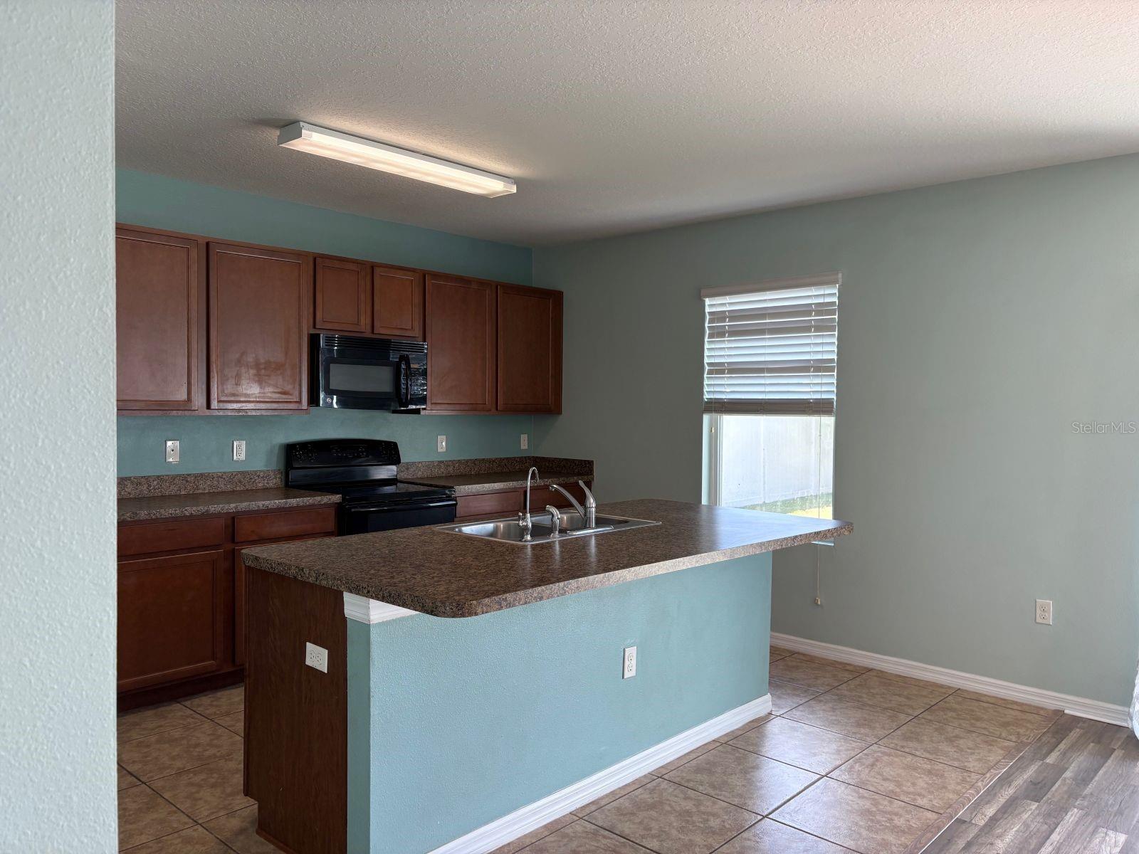Image 10 of 73 For 3846 Crystal Dew Street