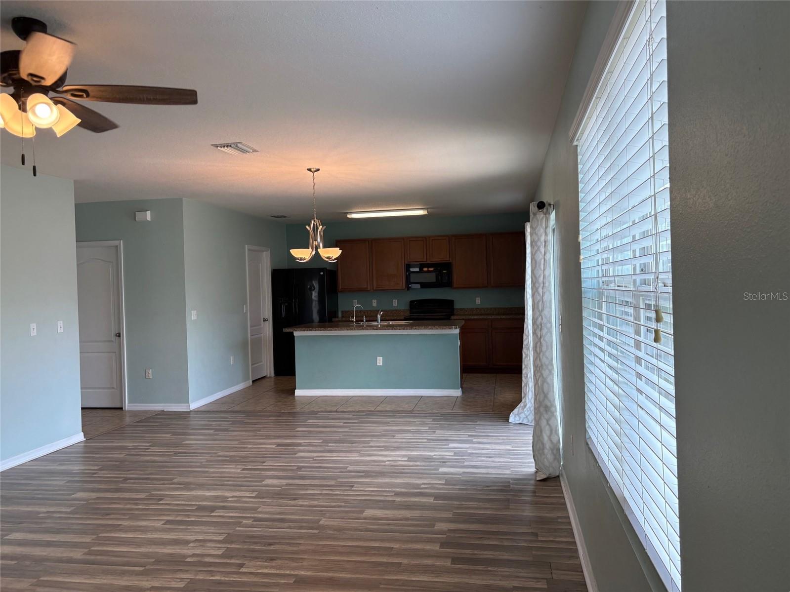 Image 20 of 73 For 3846 Crystal Dew Street
