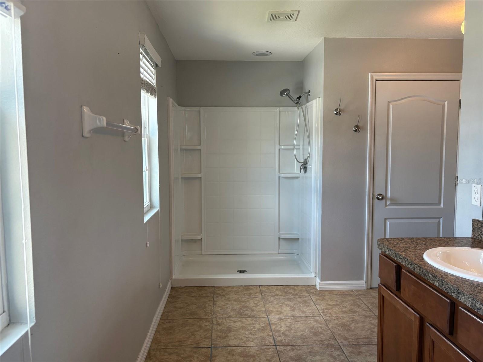 Image 39 of 73 For 3846 Crystal Dew Street