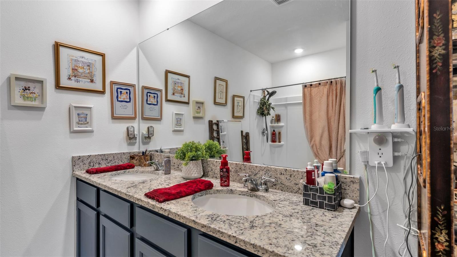 Image 33 of 47 For 3612 Diving Dove Lane