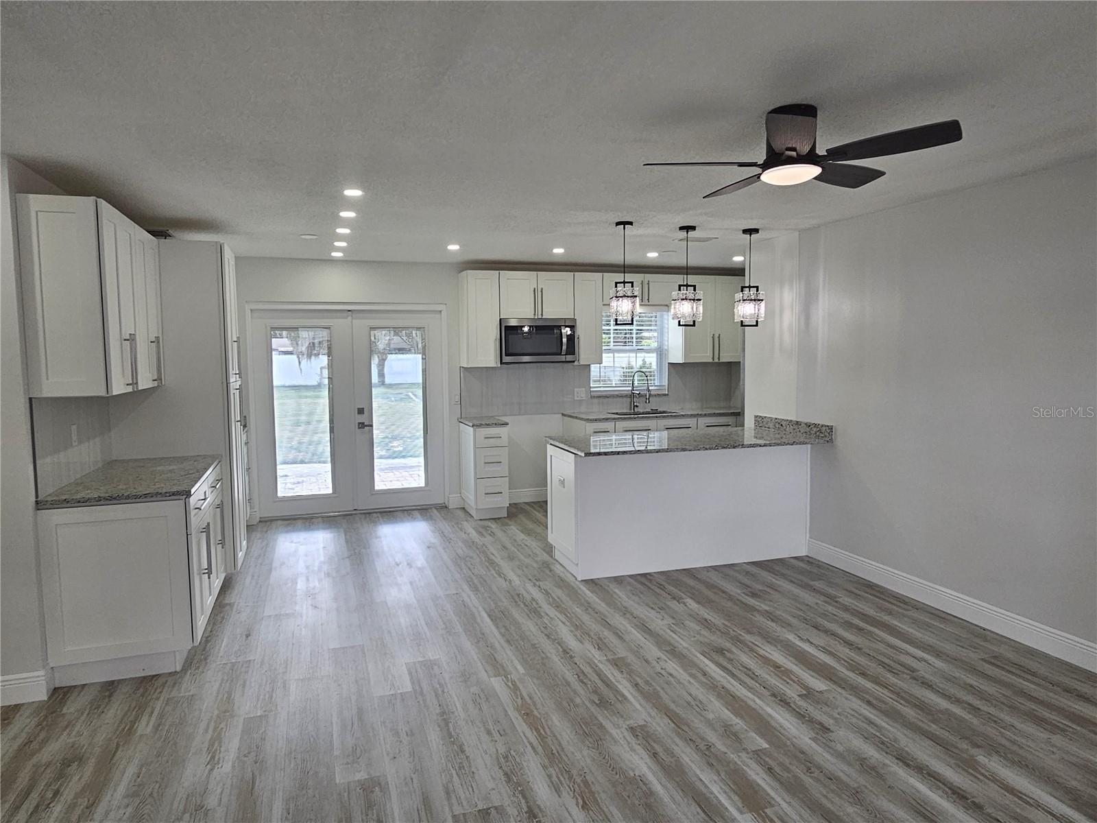 Image 4 of 20 For 4208 Ridge Road