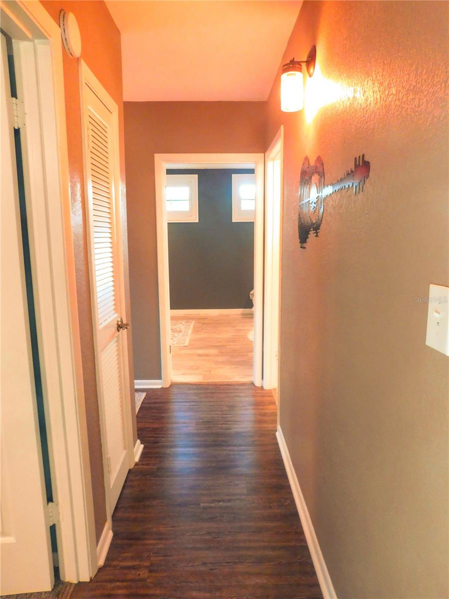 Image 13 of 21 For 17 Loma Verde