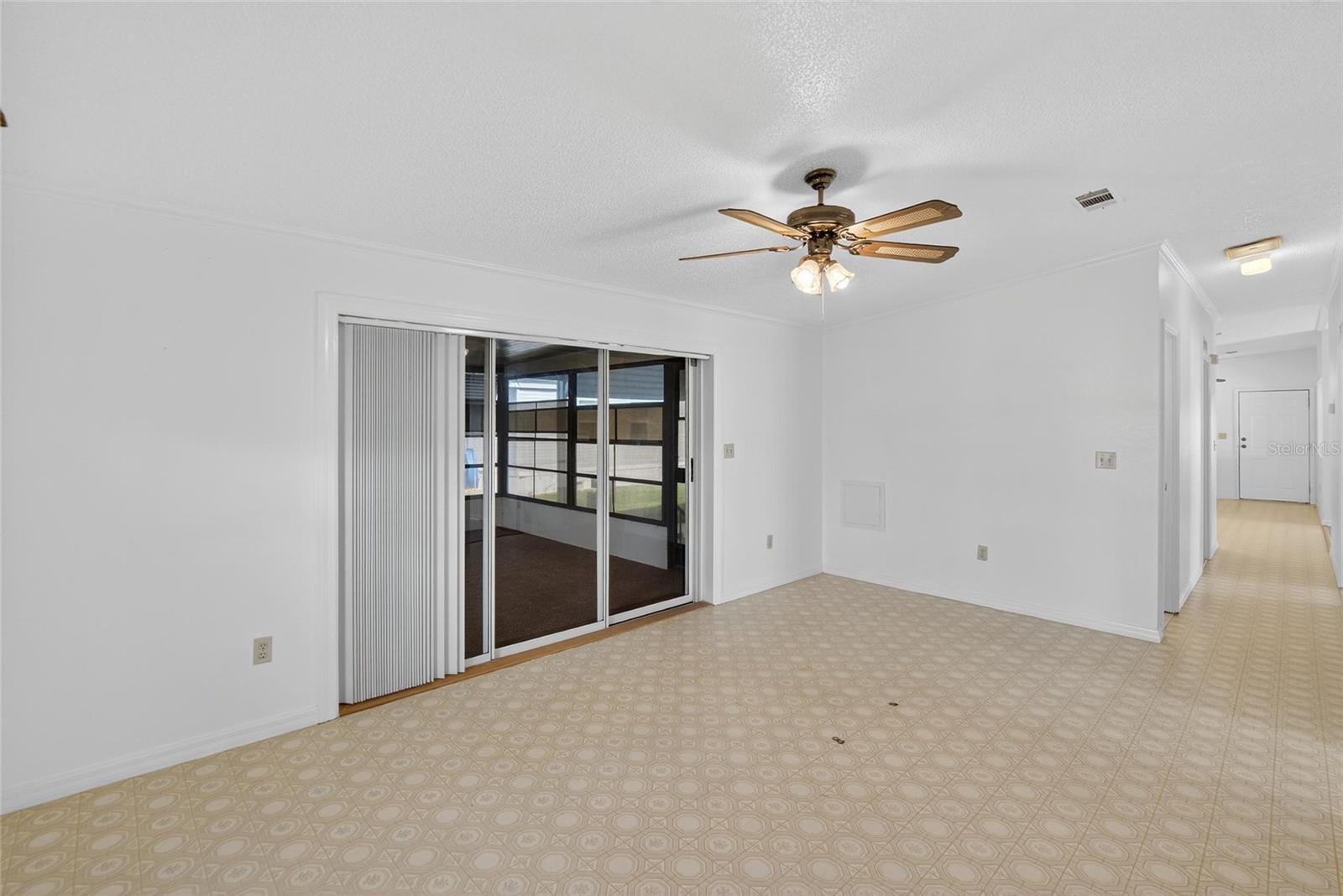 Image 31 of 59 For 4945 Shore Line Dr