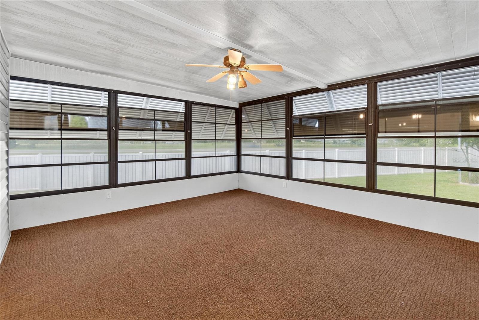 Image 38 of 59 For 4945 Shore Line Dr