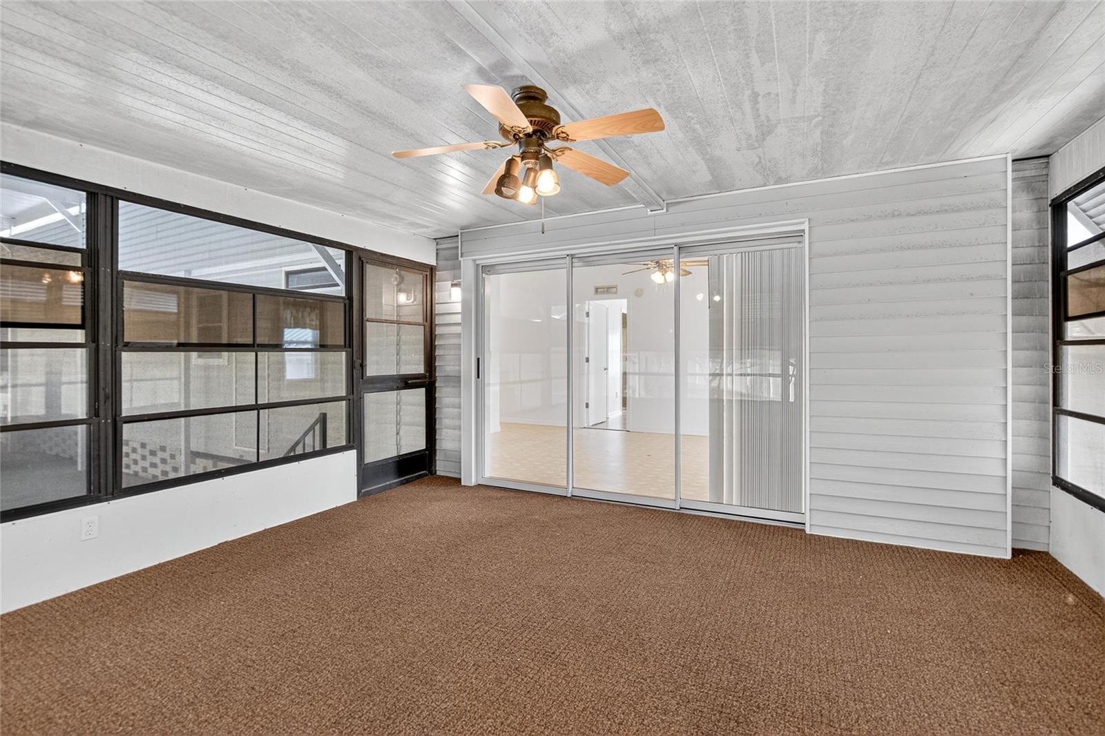 Image 40 of 59 For 4945 Shore Line Dr