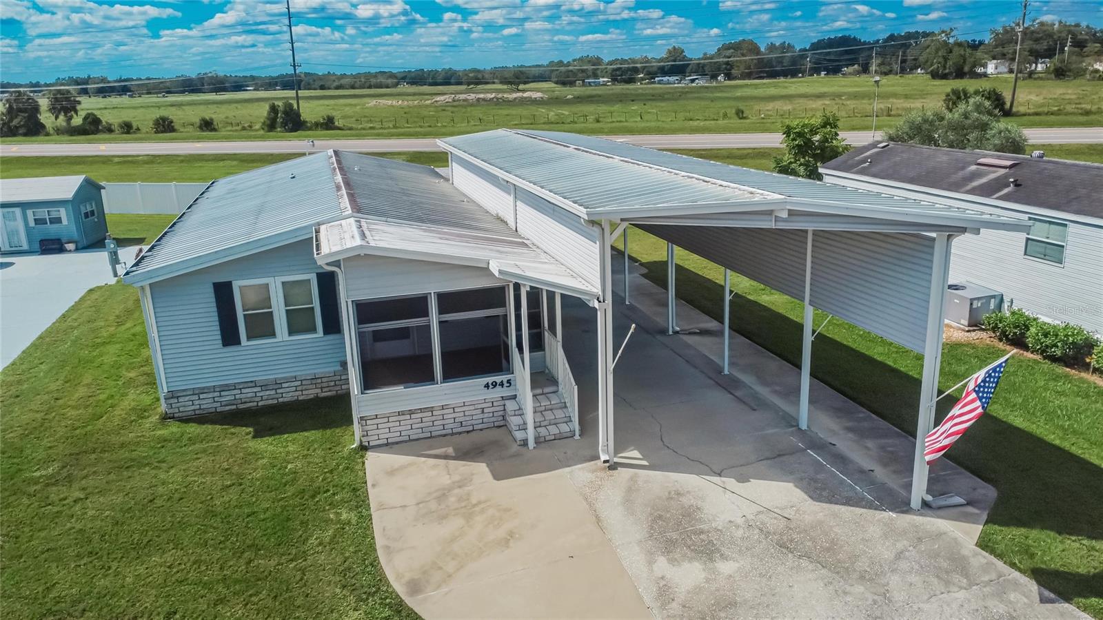 Image 53 of 59 For 4945 Shore Line Dr