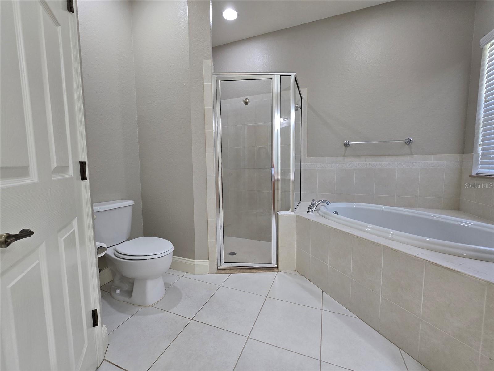 Image 14 of 18 For 1720 Saddlewood Drive