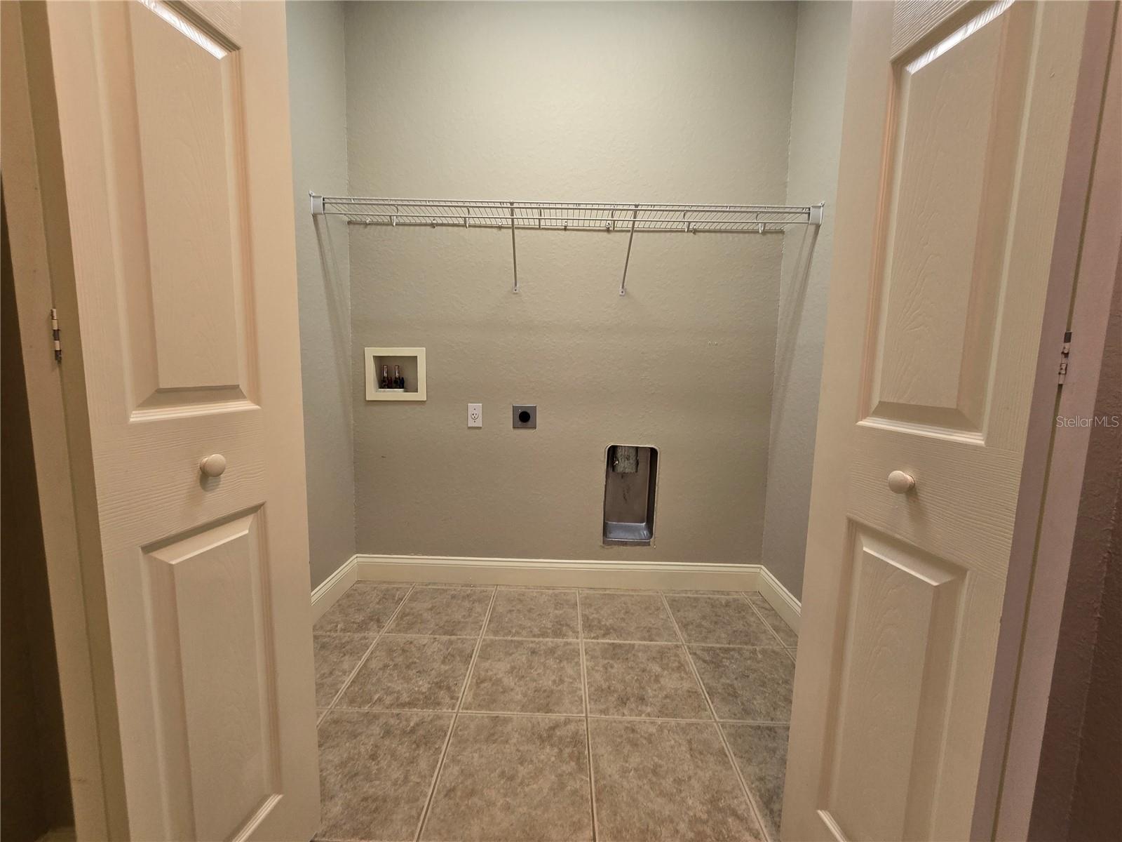 Image 17 of 18 For 1720 Saddlewood Drive