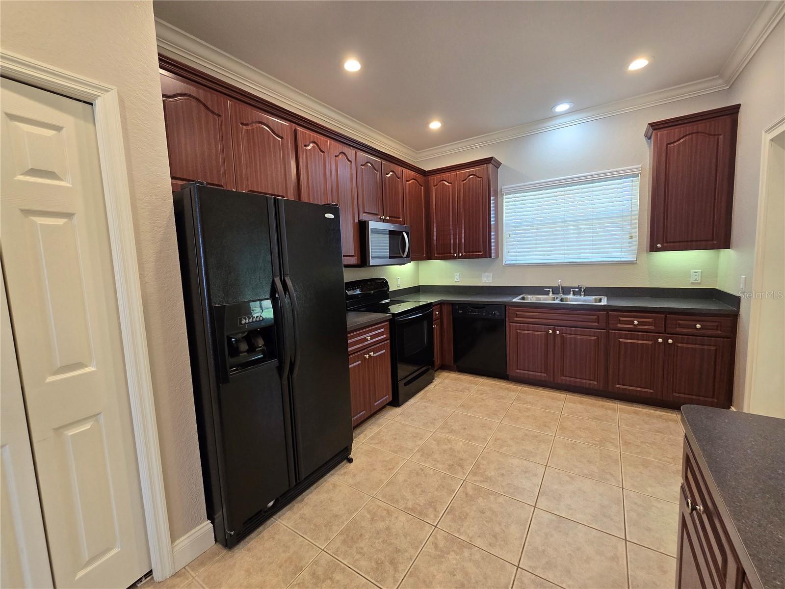 Image 8 of 18 For 1720 Saddlewood Drive