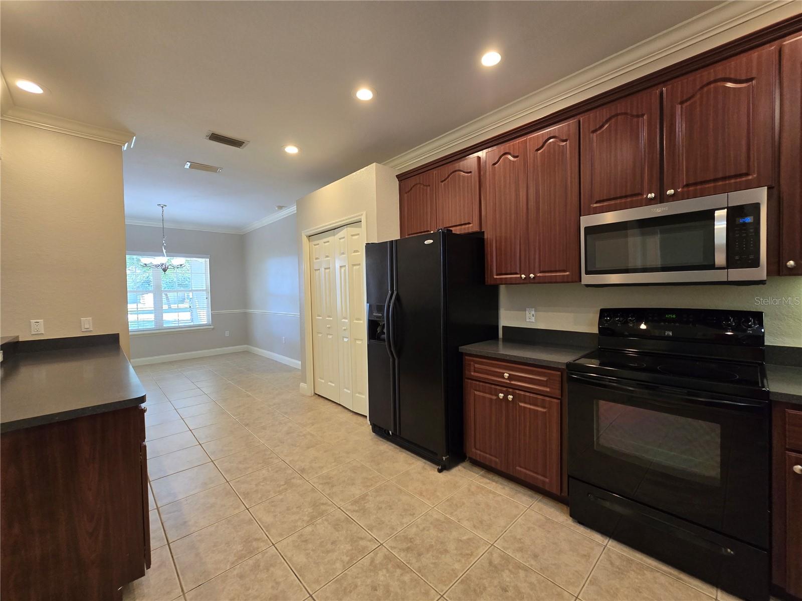 Image 9 of 18 For 1720 Saddlewood Drive