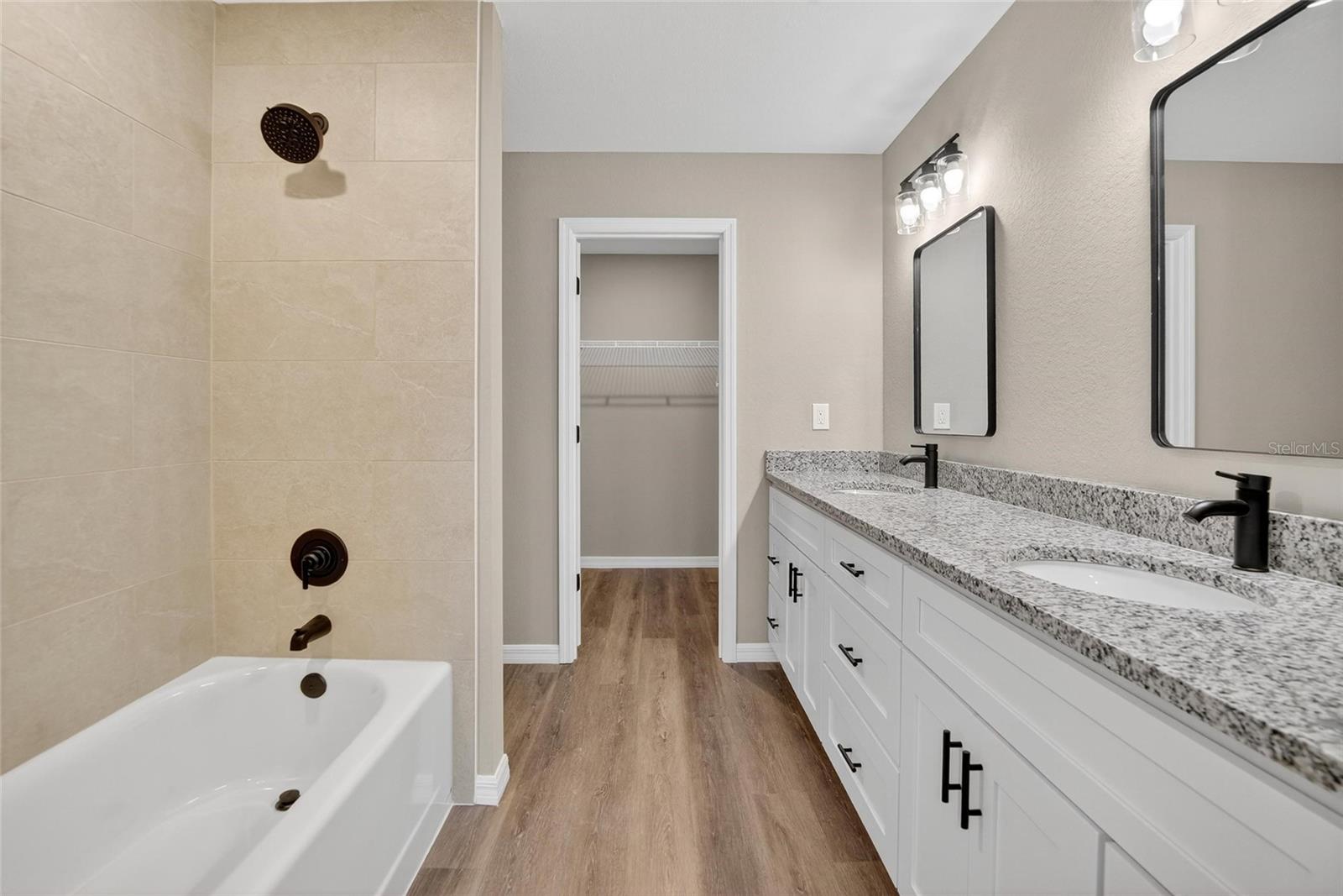 Image 18 of 22 For 718 Seminole Avenue S