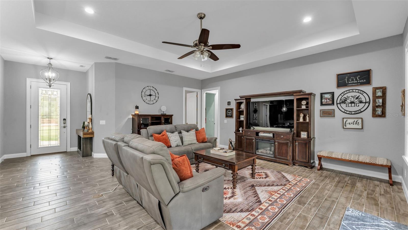 Image 19 of 61 For 6415 Pompano Drive