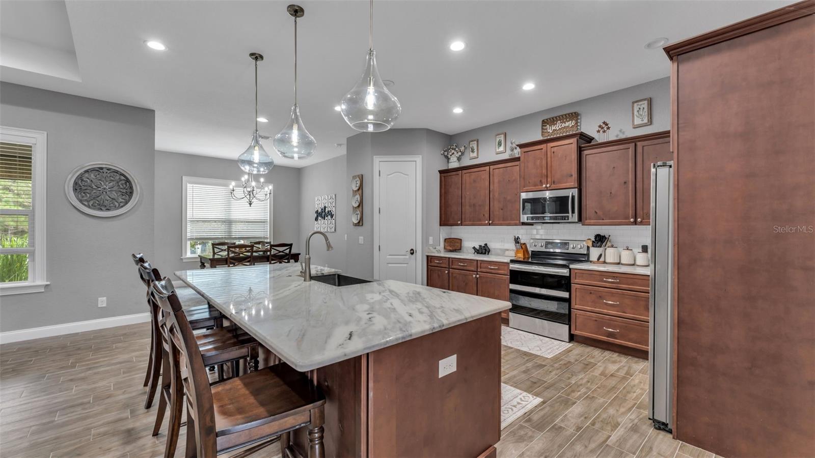 Image 20 of 61 For 6415 Pompano Drive