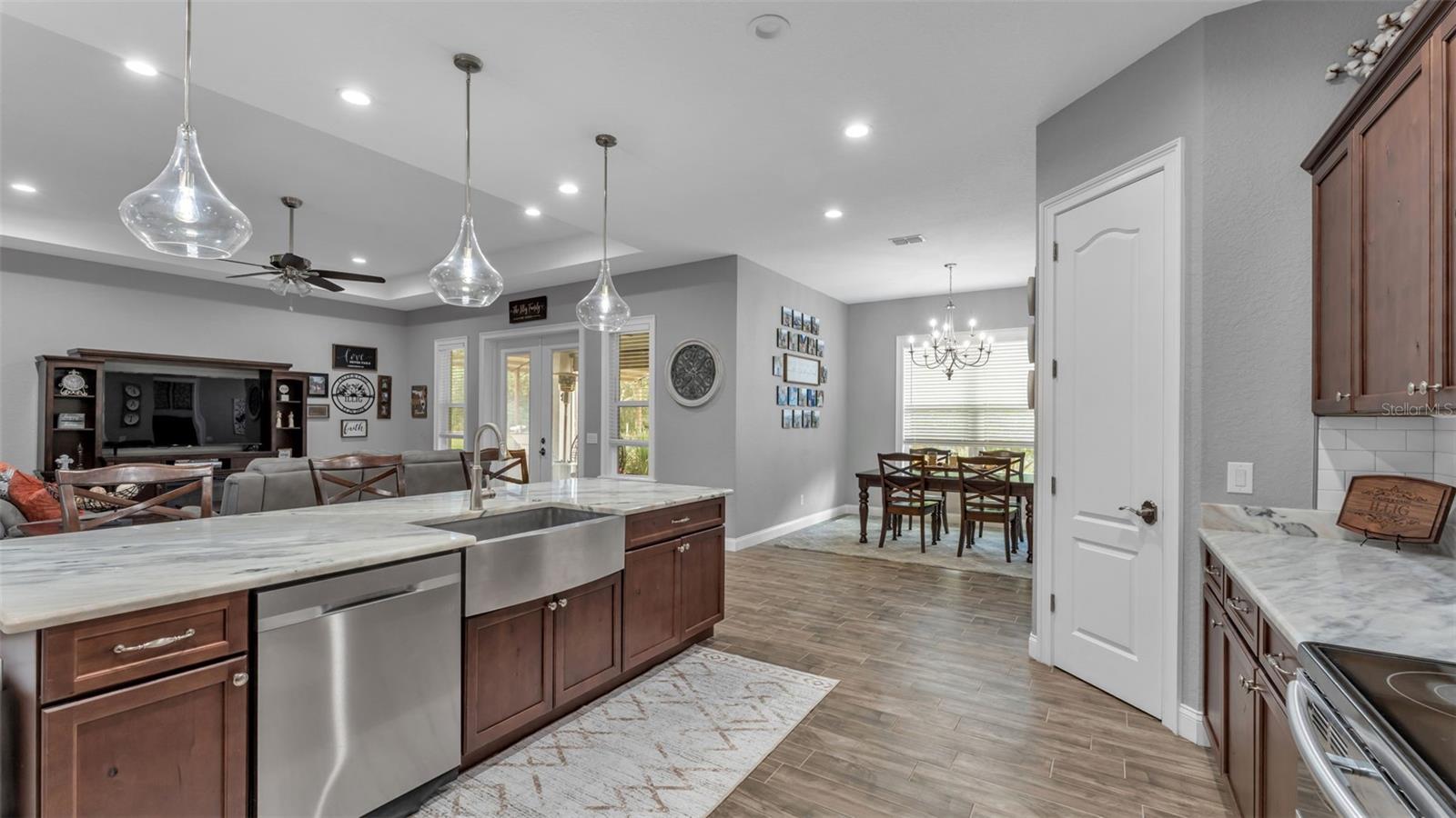 Image 21 of 61 For 6415 Pompano Drive