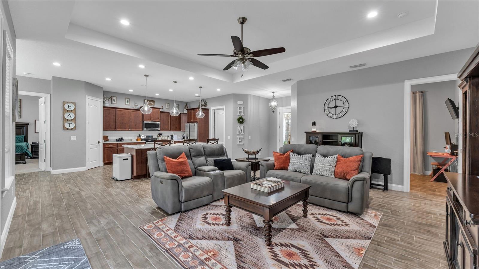 Image 26 of 61 For 6415 Pompano Drive
