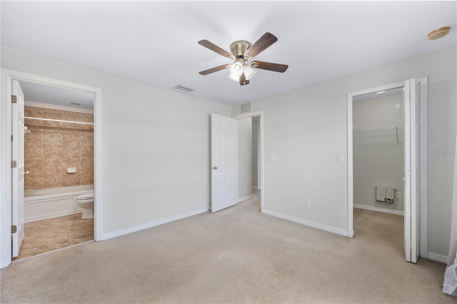Image 21 of 29 For 5394 River Rock Road