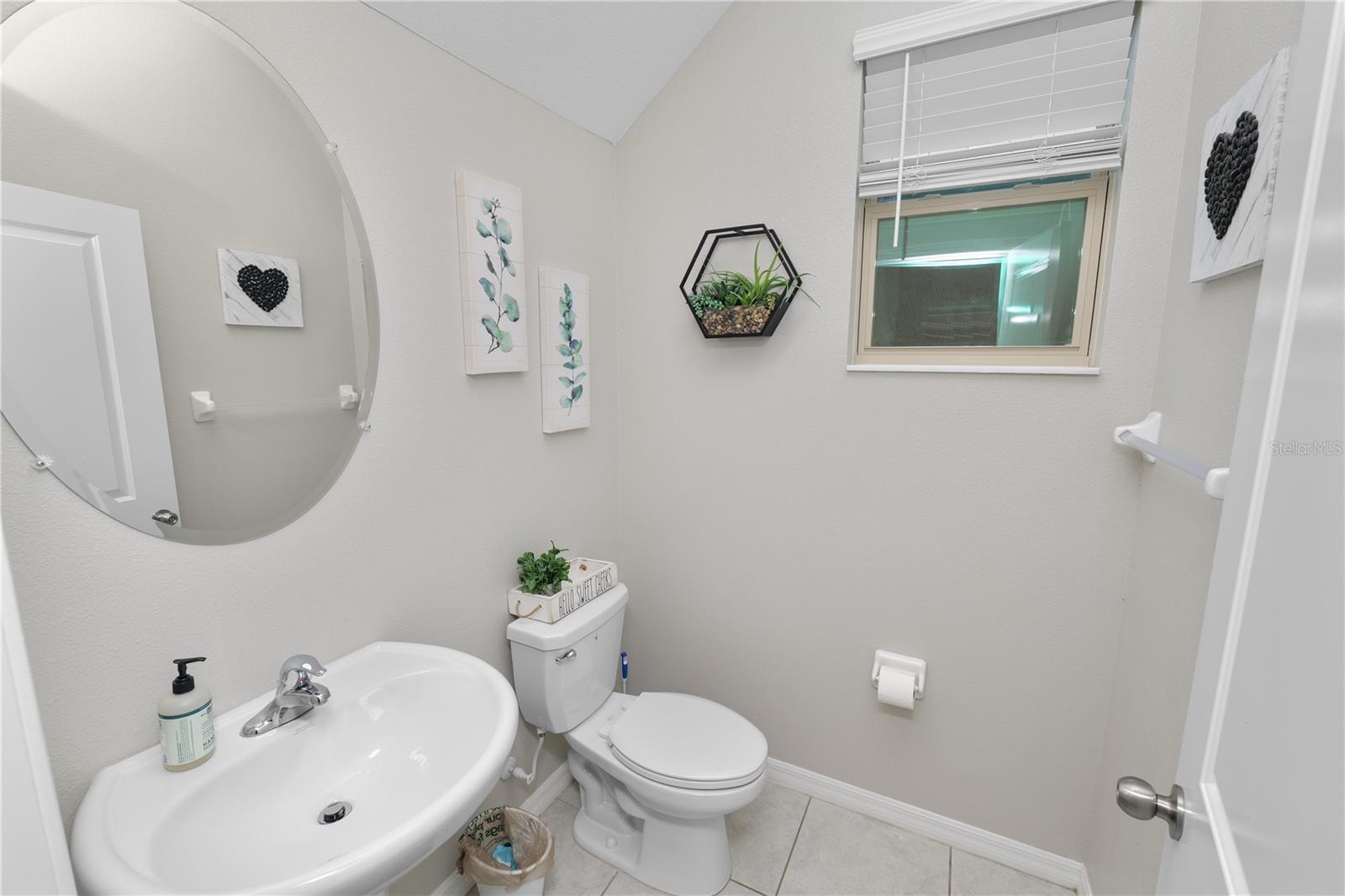 Image 18 of 45 For 9039 Pleasant Woods Drive