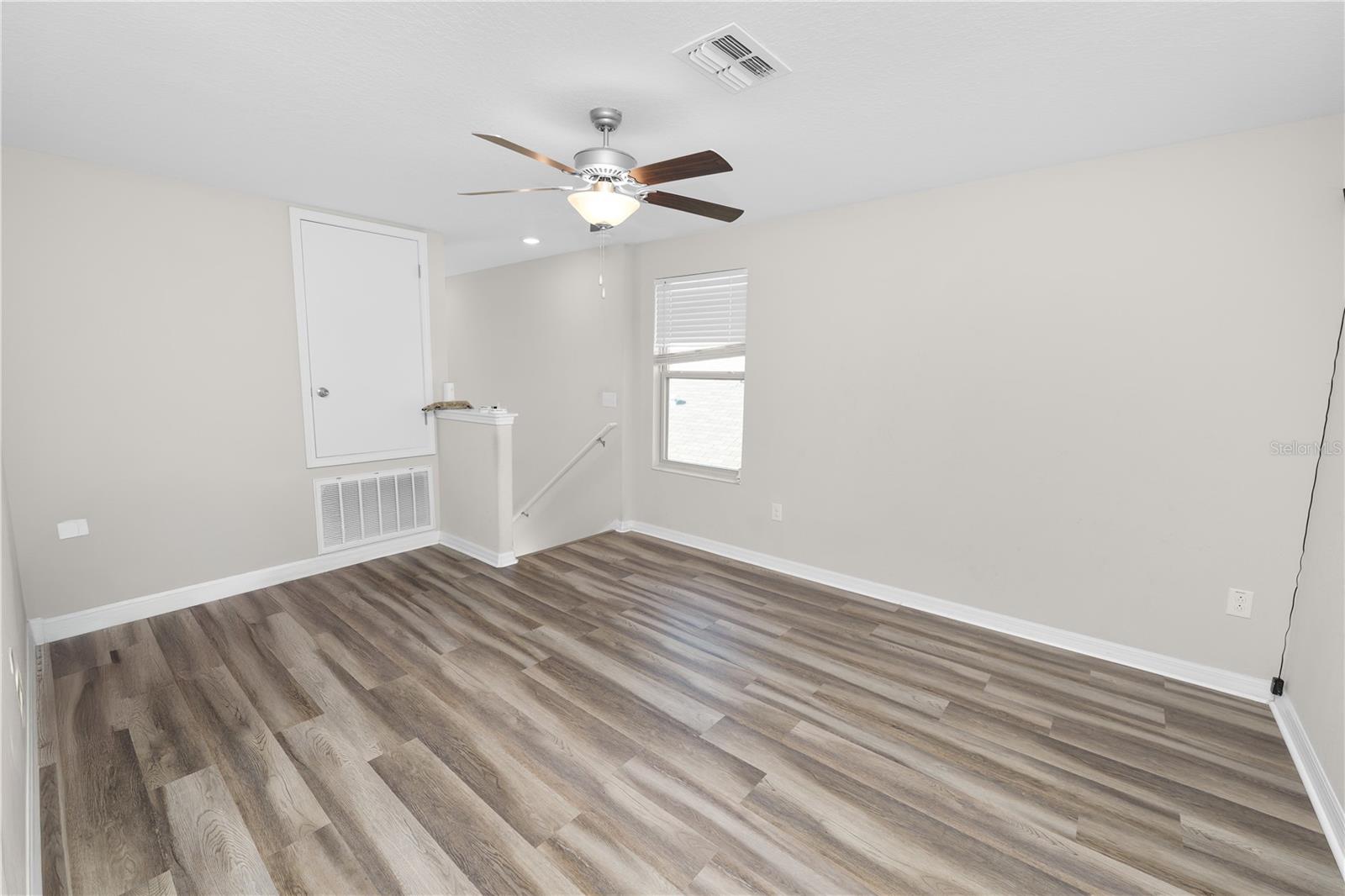 Image 27 of 45 For 9039 Pleasant Woods Drive