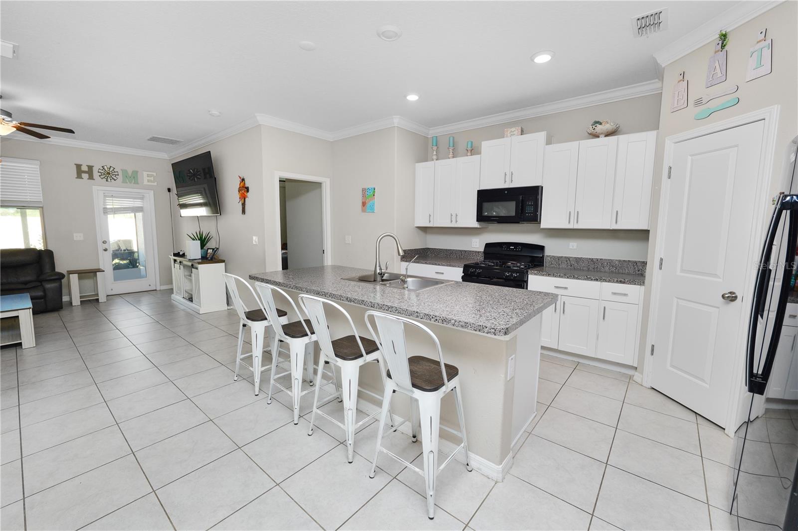 Image 7 of 45 For 9039 Pleasant Woods Drive