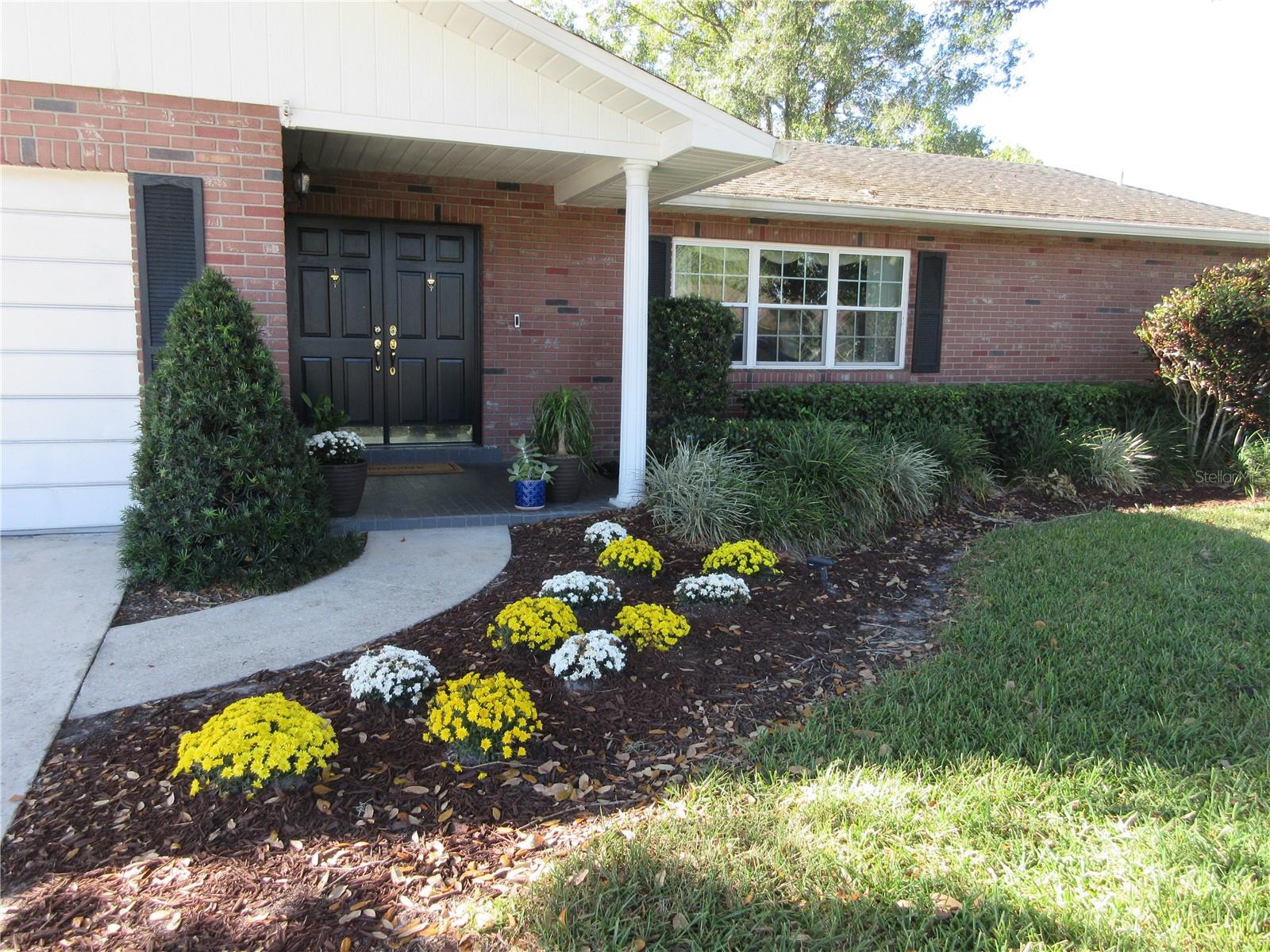 Image 2 of 30 For 1319 Fairlee Street