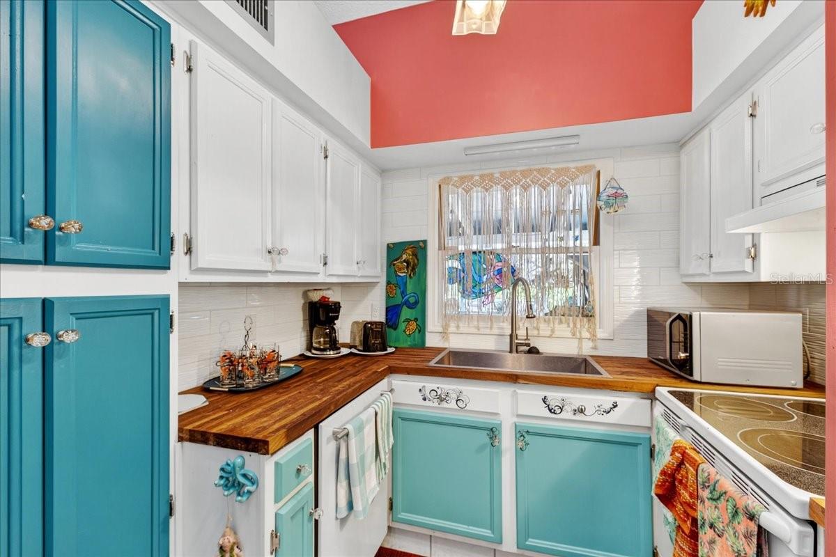 Image 23 of 60 For 5268 Valencia Street