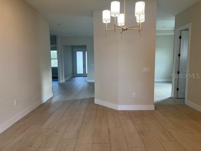 Image 17 of 21 For 2075 Maverics