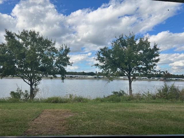 Image 21 of 21 For 2075 Maverics