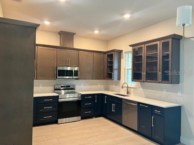 Image 3 of 21 For 2075 Maverics