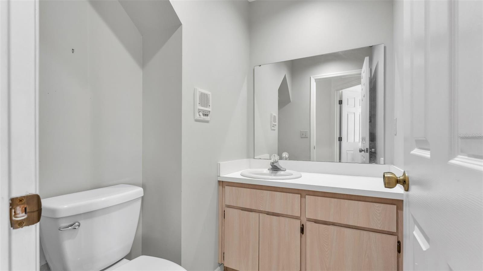 Image 12 of 22 For 1057 Colony Park Drive