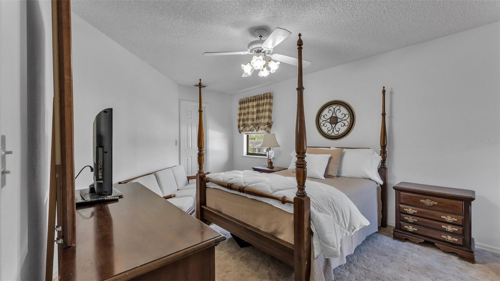 Image 15 of 22 For 1057 Colony Park Drive